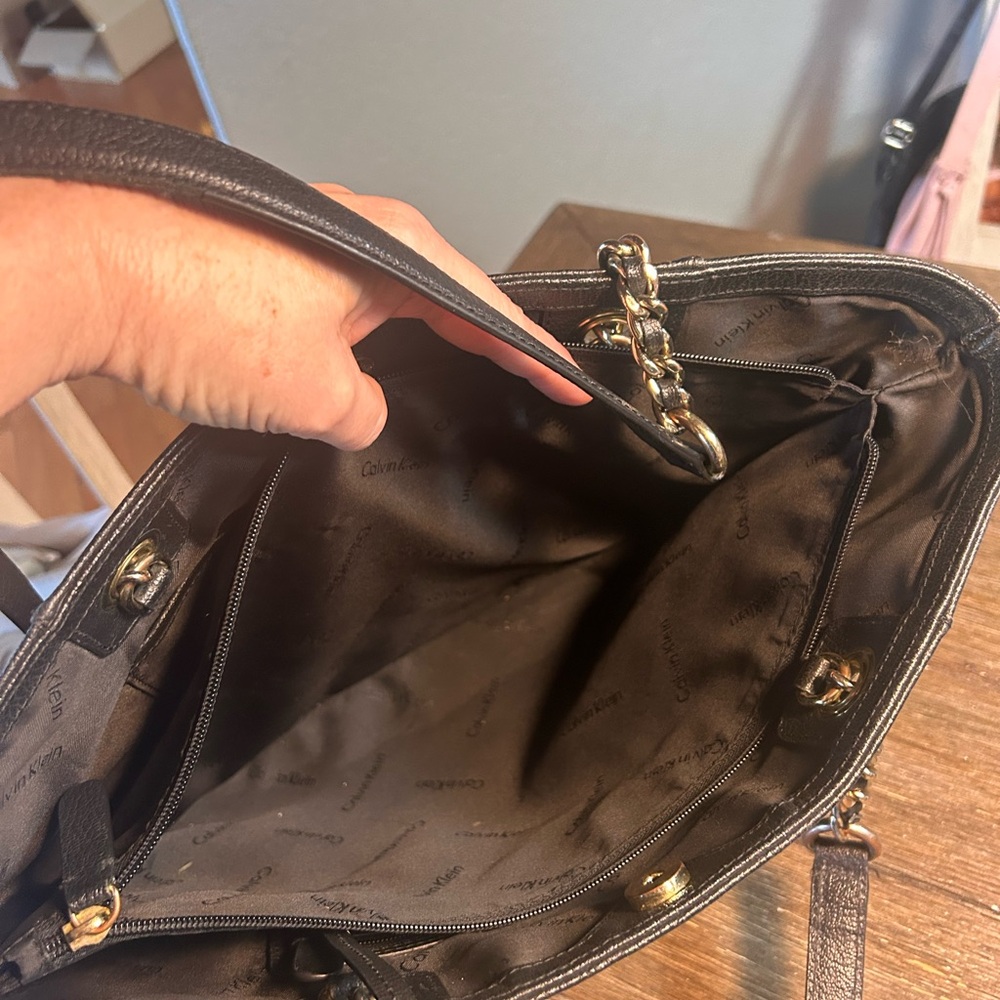 Calvin Klein leather Hayden Mercury shoulder bag - Picture 13 of 15